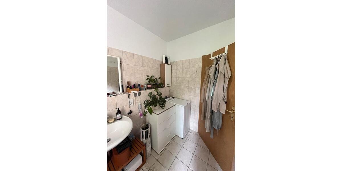 Etagenwohnung Markneukirchen - 2 Zimmer, 64 m&sup2;, 375&euro; | Angebot:24687788