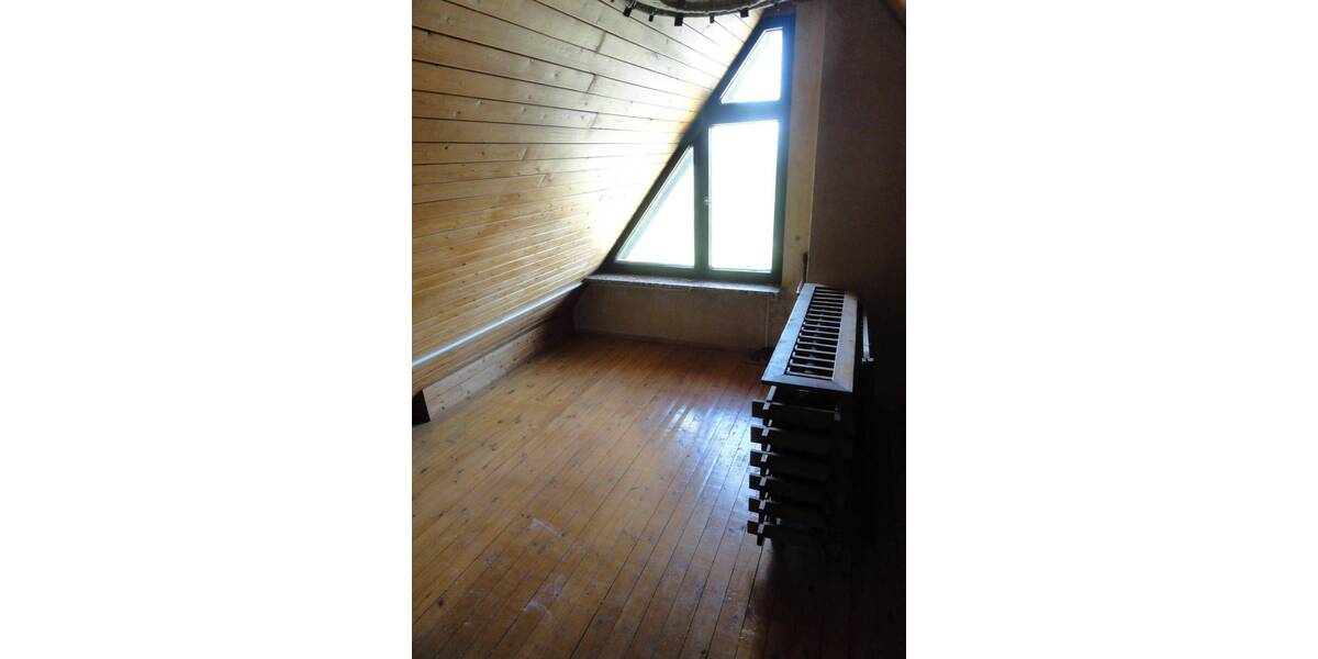 Einfamilienhaus Plauen Südvorstadt - 7 Zimmer, 175 m&sup2;, 249.000&euro; | Angebot:25662038