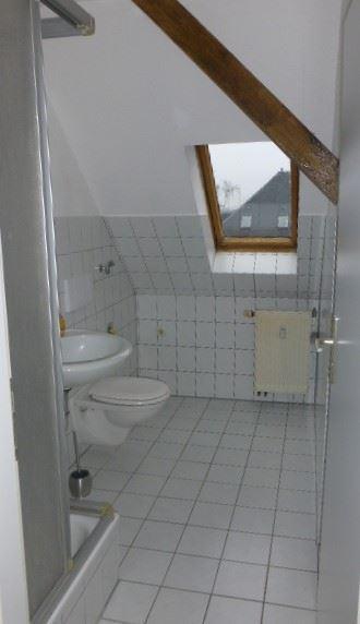 Dachgeschoßwohnung Plauen Altstadt - 2 Zimmer, 33 m&sup2;, 204&euro; | Angebot:25303853