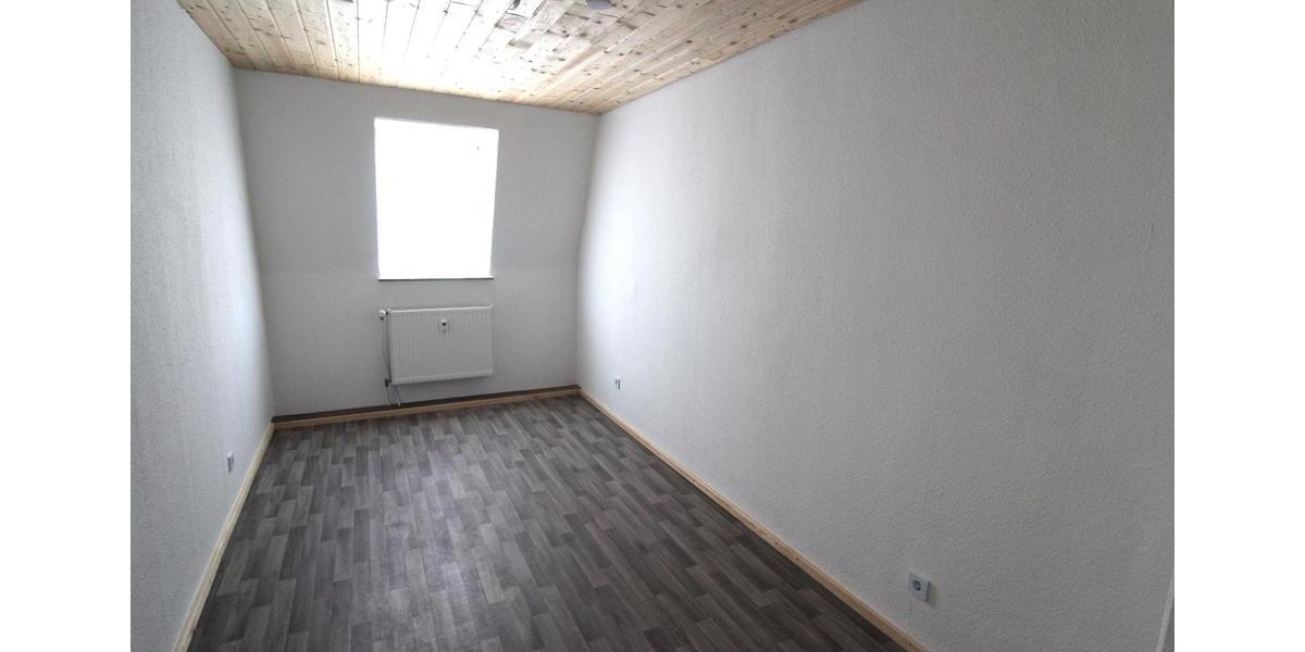 Etagenwohnung Plauen Bahnhofsvorstadt - 2 Zimmer, 64 m&sup2;, 290&euro; | Angebot:26597866