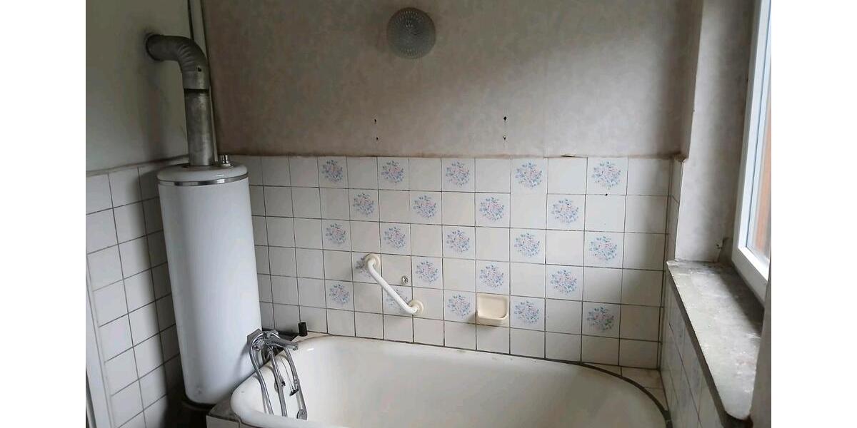 Reihenhaus Weischlitz - 7 Zimmer, 80 m&sup2;, 69.500&euro; | Angebot:25800444