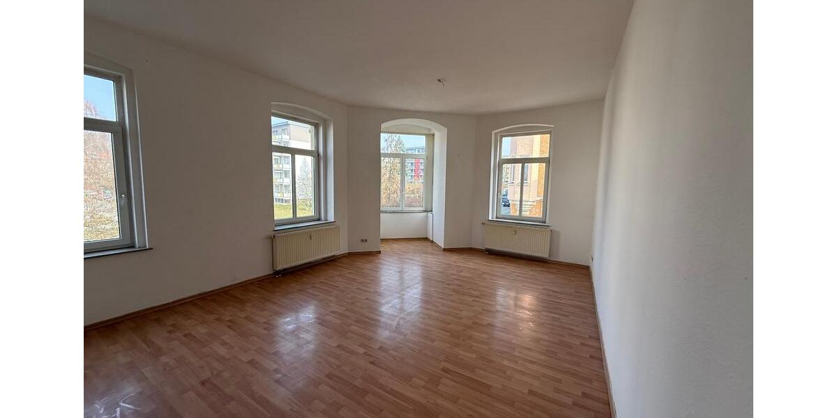 Etagenwohnung Plauen - 3 Zimmer, 96 m&sup2;, 480&euro; | Angebot:25887081