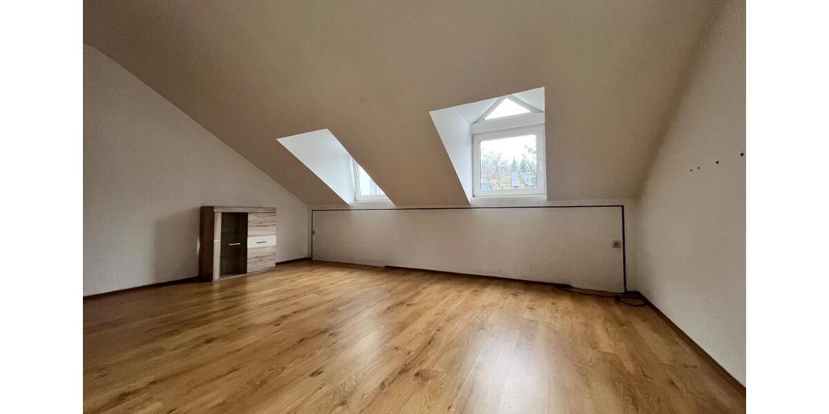 Etagenwohnung Klingenthal - 2 Zimmer, 70 m&sup2;, 345&euro; | Angebot:18941266