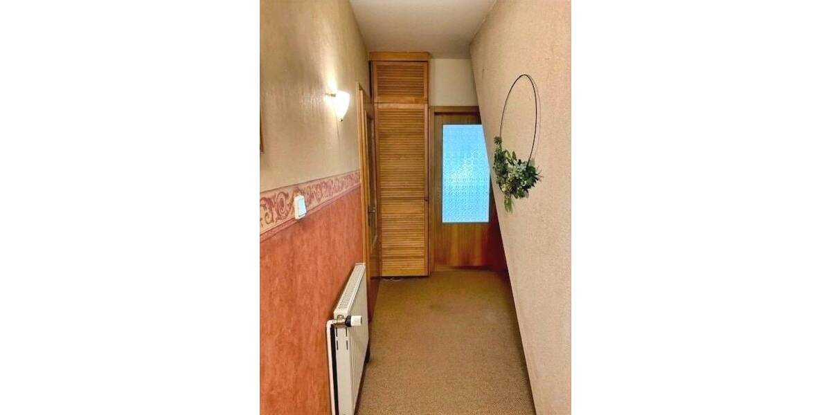 Doppelhaushälfte Lengenfeld - 8 Zimmer, 192 m&sup2;, 115.000&euro; | Angebot:26741160