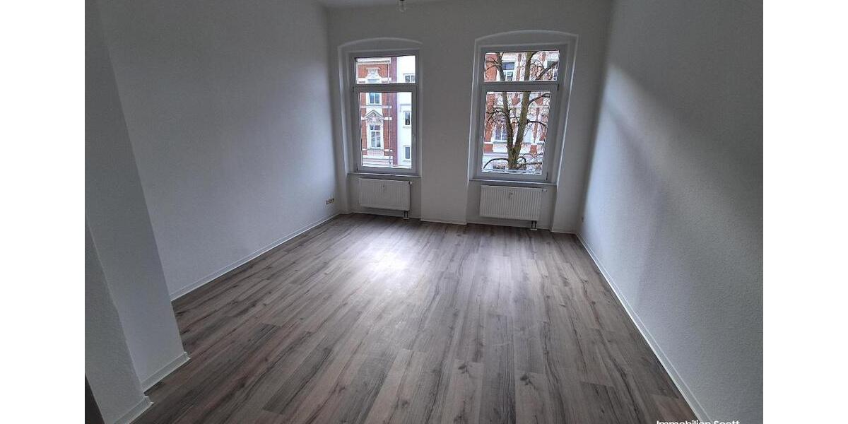 Etagenwohnung Plauen Bahnhofsvorstadt - 2 Zimmer, 65 m&sup2;, 358&euro; | Angebot:24875887