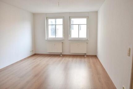 Wohnung Plauen Altstadt - 2 Zimmer, 47 m&sup2;, 195&euro; | Angebot:26003190