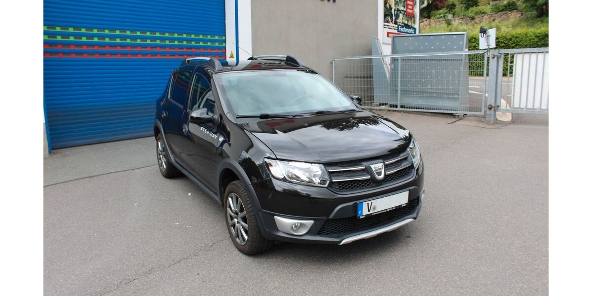 Dacia Sandero 84.000 km 7.700 &euro; Auerbach 08209