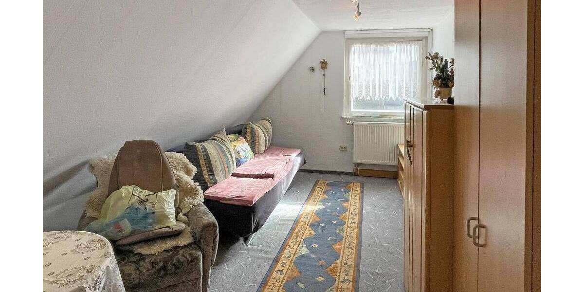 Einfamilienhaus Gefell - 7 Zimmer, 147 m&sup2;, 49.900&euro; | Angebot:26220022