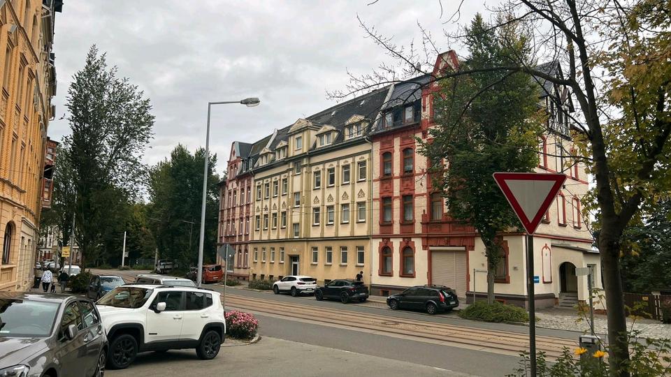 Etagenwohnung Plauen - 2 Zimmer, 68 m&sup2;, 408&euro; | Angebot:25572182