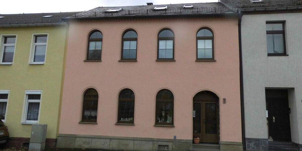 Reihenmittelhaus Treuen - 245.000&euro; | Angebot:25769626