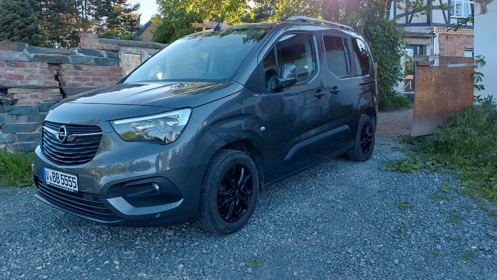 Opel Combo 62.000 km 14.999 &euro; Plauen 08547