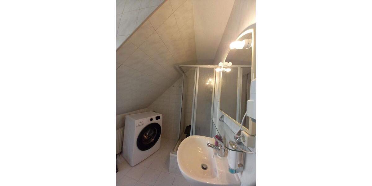 Etagenwohnung Rodewisch Rebesbrunn - 3 Zimmer, 70 m&sup2;, 40.000&euro; | Angebot:25746613