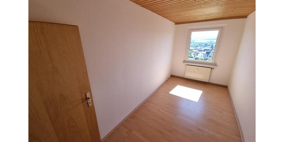 Etagenwohnung Treuen - 3 Zimmer, 58 m&sup2;, 222&euro; | Angebot:26049349