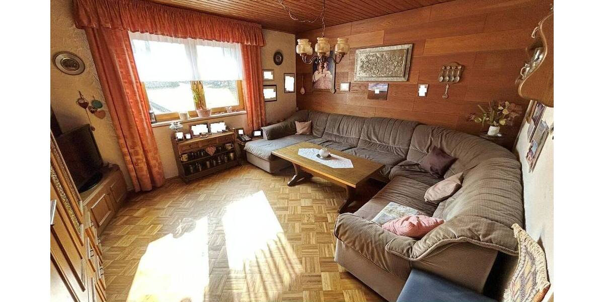 Mehrfamilienhaus, Wohnhaus Rehau - 7 Zimmer, 138 m&sup2;, 159.000&euro; | Angebot:25982941