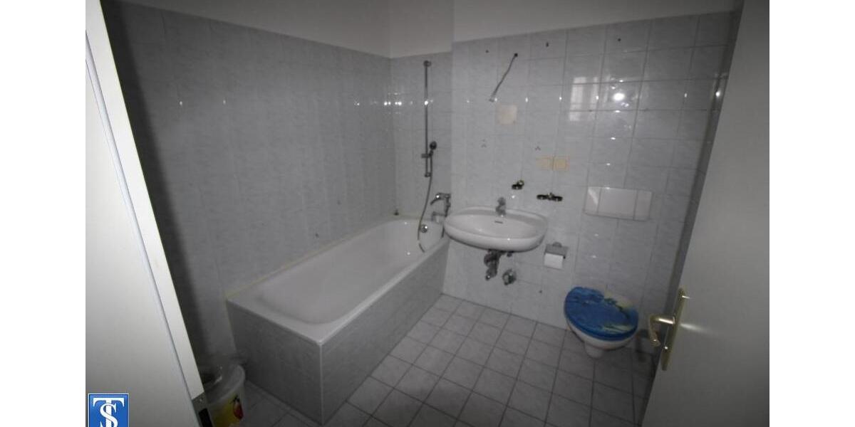 Etagenwohnung Plauen Alt Chrieschwitz - 1 Zimmer, 34 m&sup2;, 200&euro; | Angebot:23602094