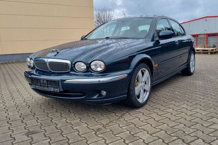 Jaguar X-Type 128.256 km 3.899 &euro; Tanna 07922