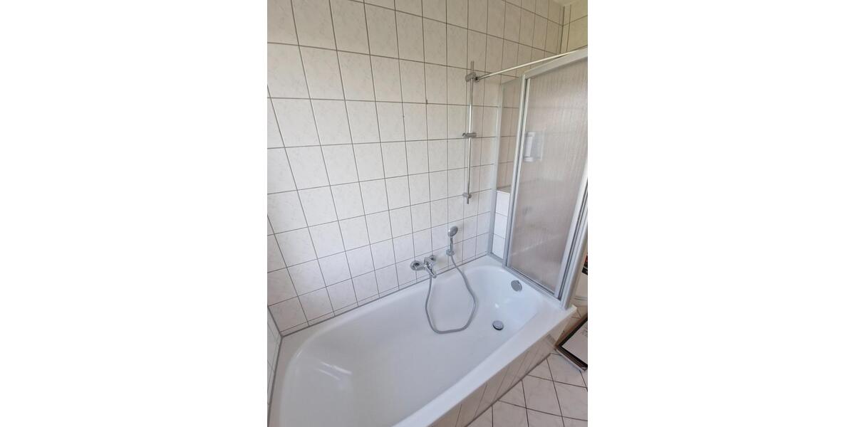 Etagenwohnung Greiz - 3 Zimmer, 70 m&sup2;, 480&euro; | Angebot:22709880
