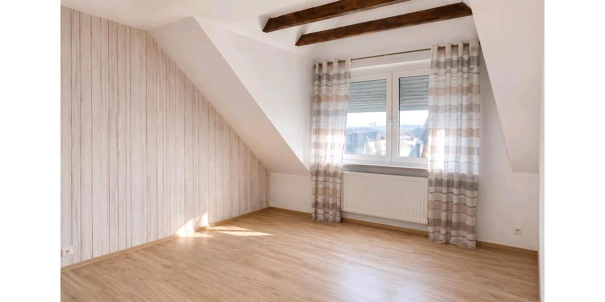 Etagenwohnung Hof Neuhof - 4 Zimmer, 83 m&sup2;, 185.000&euro; | Angebot:26594306