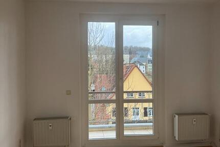 Wohnung Lengenfeld - 3 Zimmer, 59 m&sup2;, 325&euro; | Angebot:25319771