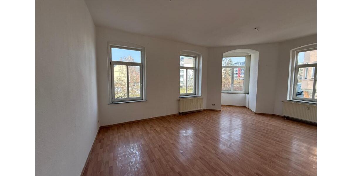 Etagenwohnung Plauen - 3 Zimmer, 96 m&sup2;, 480&euro; | Angebot:25887081