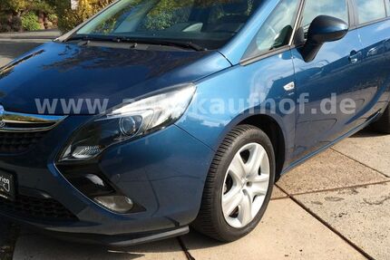 Opel Zafira 82.097 km 9.595 &euro; Neuensalz - Mechelgrün 08541