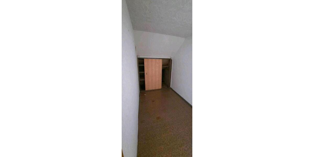 Doppelhaushälfte Rodewisch - 5 Zimmer, 100 m&sup2;, 120.000&euro; | Angebot:26882219