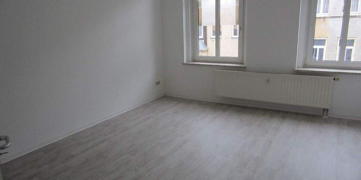Etagenwohnung Plauen Stadtmitte - 2 Zimmer, 41 m&sup2;, 215&euro; | Angebot:26731328