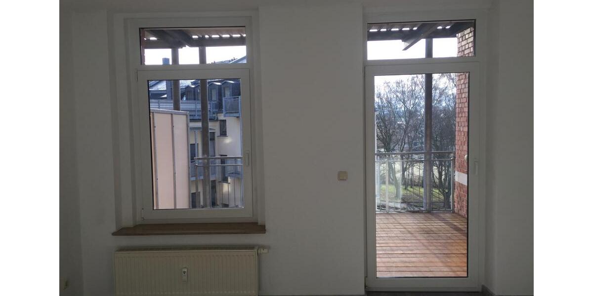 Etagenwohnung Plauen Bahnhofsvorstadt - 3 Zimmer, 97 m&sup2;, 520&euro; | Angebot:26041893