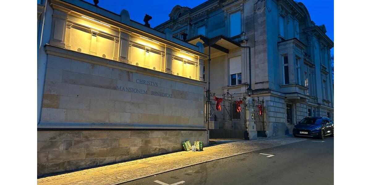 Villa Reichenbach im Vogtland - 2 Zimmer, 63 m&sup2;, 950&euro; | Angebot:25256302