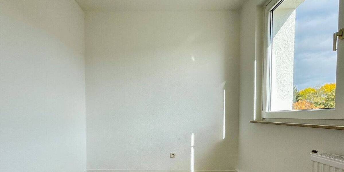 Etagenwohnung Plauen Westend - 2 Zimmer, 34 m&sup2;, 169&euro; | Angebot:26080428