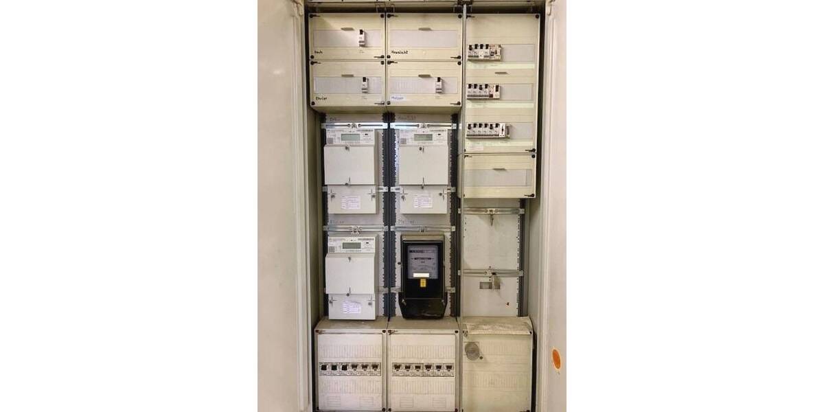 Gewerbeobjekt Reichenbach - 7 Zimmer, 180.000&euro; | Angebot:25662105