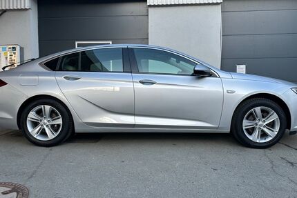Opel Insignia 186.514 km 8.950 &euro; Oberkotzau 95145