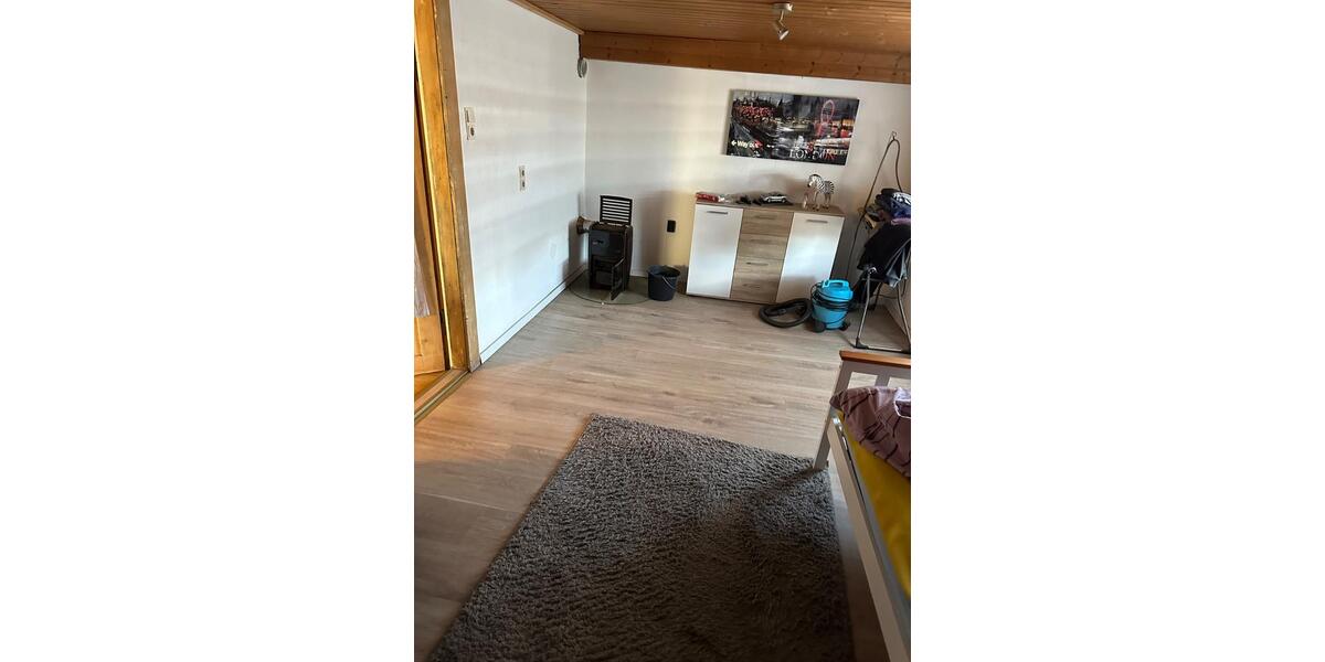 Doppelhaushälfte Hof Neuhof - 8 Zimmer, 160 m&sup2;, 110.000&euro; | Angebot:26649627