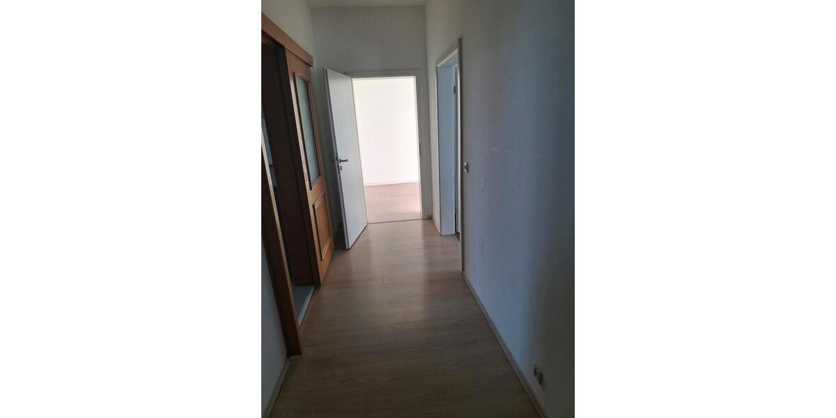 Etagenwohnung Netzschkau - 3 Zimmer, 63 m&sup2;, 340&euro; | Angebot:25391302