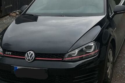 VW Golf 49.000 km 17.500 &euro; Auerbach 08209