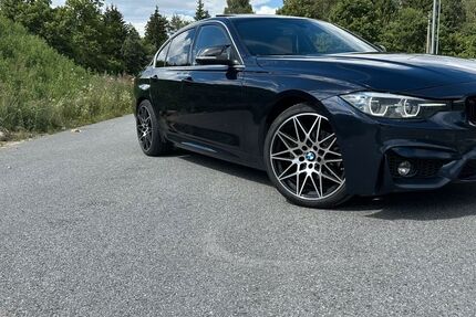 BMW 330 111.000 km 15.500 &euro; Radviliskis 82154