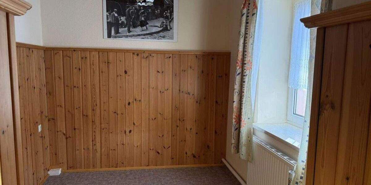 Mehrfamilienhaus, Wohnhaus Berga-Wünschendorf Markersdorf - 7 Zimmer, 190 m&sup2;, 155.000&euro; | Angebot:25657487