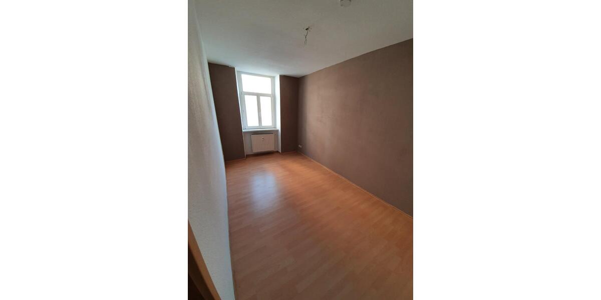Etagenwohnung Schleiz - 3 Zimmer, 84 m&sup2;, 520&euro; | Angebot:25717625