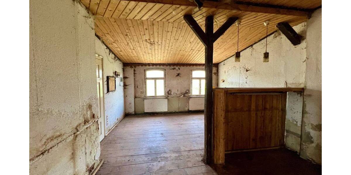 Einfamilienhaus Falkenstein Oberlauterbach - 8 Zimmer, 110 m&sup2;, 49.000&euro; | Angebot:25929611