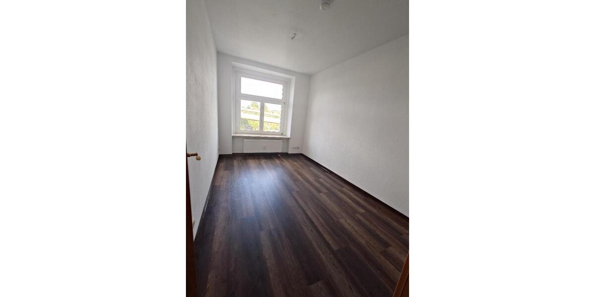 Etagenwohnung Plauen Bahnhofsvorstadt - 4 Zimmer, 99 m&sup2;, 450&euro; | Angebot:20433532