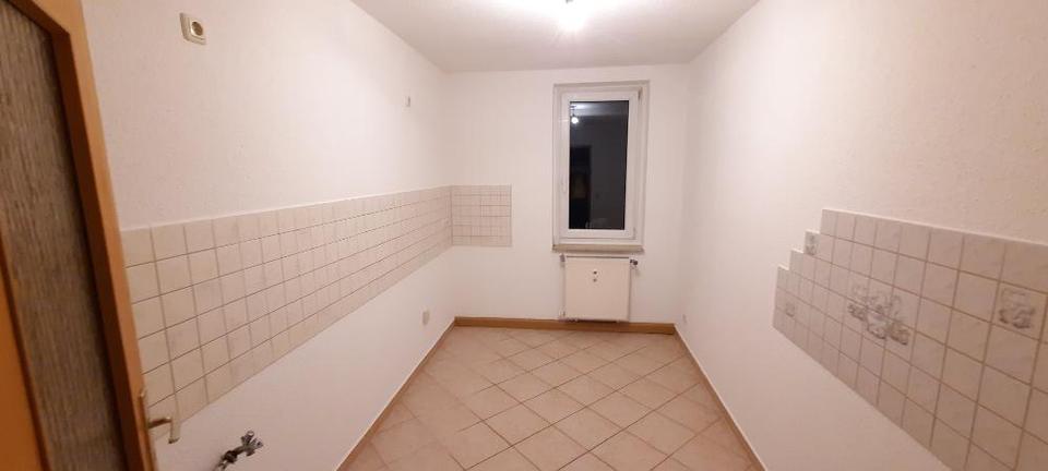 Etagenwohnung Elsterberg - 3 Zimmer, 62 m&sup2;, 295&euro; | Angebot:22041075