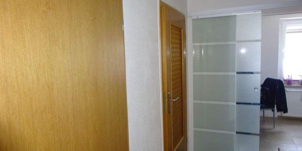 Etagenwohnung Treuen - 3 Zimmer, 57 m&sup2;, 25.900&euro; | Angebot:26731091