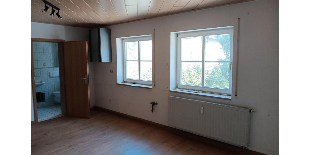 Etagenwohnung Rodewisch - 1 Zimmer, 29 m&sup2;, 160&euro; | Angebot:26047116