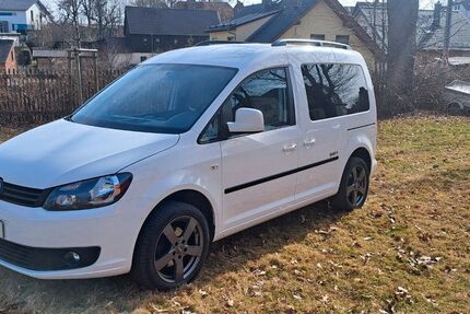 VW Caddy 218.941 km 7.700 &euro; Fraureuth 08427