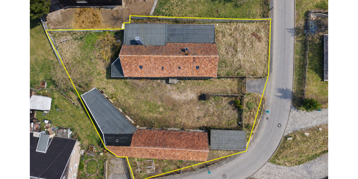 Einfamilienhaus Falkenstein Oberlauterbach - 8 Zimmer, 110 m&sup2;, 55.000&euro; | Angebot:25929611