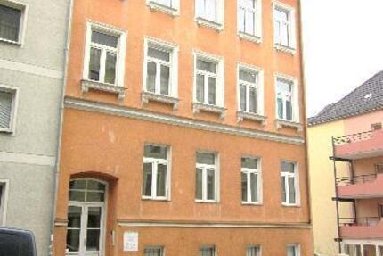 Wohnung Plauen Bahnhofsvorstadt - 1 Zimmer, 32 m&sup2;, 180&euro; | Angebot:25054413