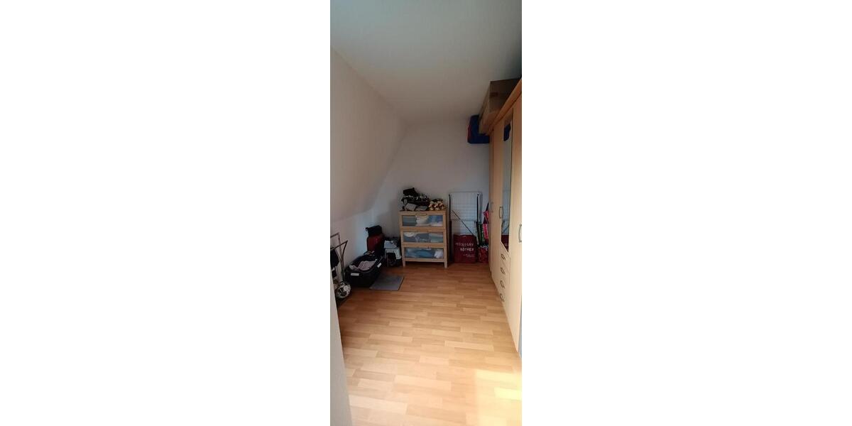 Dachgeschoßwohnung Plauen - 4 Zimmer, 87 m&sup2;, 480&euro; | Angebot:25144296