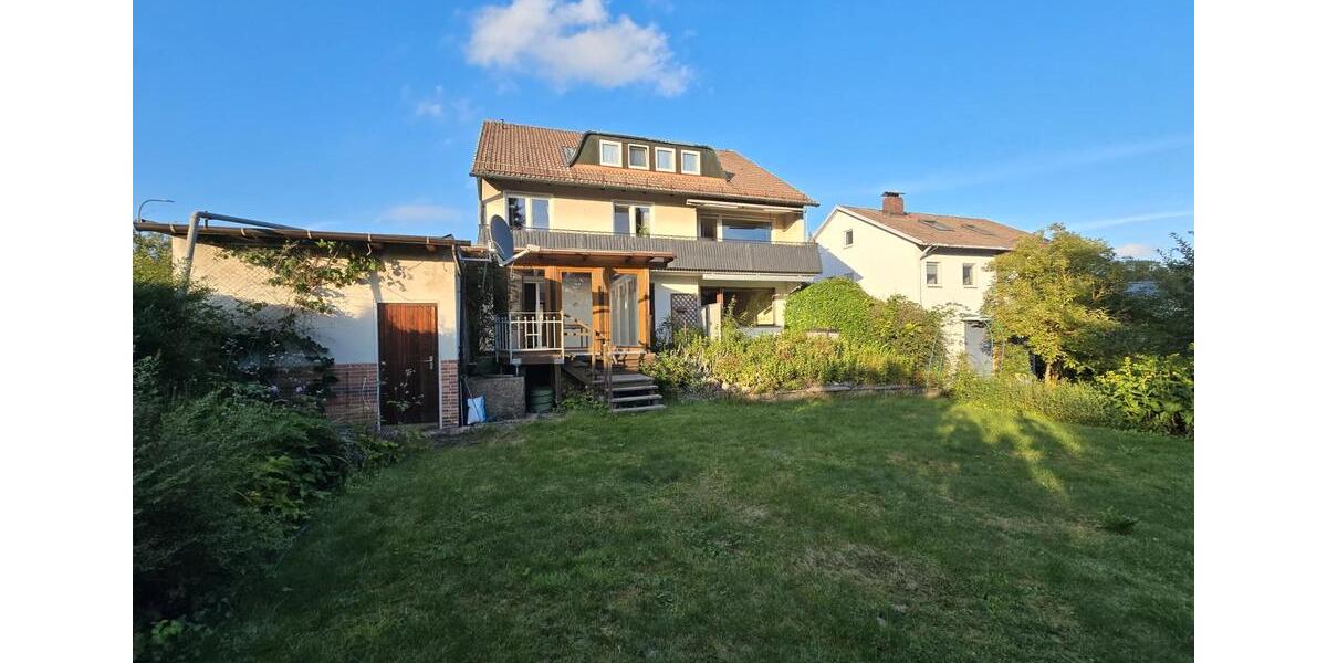 Erdgeschoßwohnung Rehau - 4 Zimmer, 127 m&sup2;, 175.000&euro; | Angebot:25963257