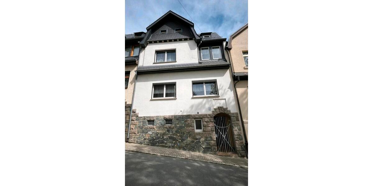 Reihenhaus Reichenbach im Vogtland - 6 Zimmer, 140 m&sup2;, 138.500&euro; | Angebot:25418602