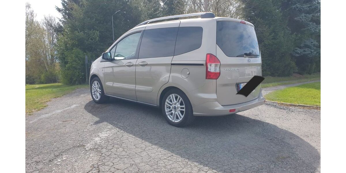 Ford Tourneo Courier 60.000 km 7.900 &euro; Plauen 08523